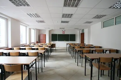 Cosinus Częstochowa - Szkoły Policealne i Licea dla dorosłych